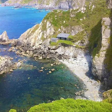 The Cliffs - Espasante Nook *